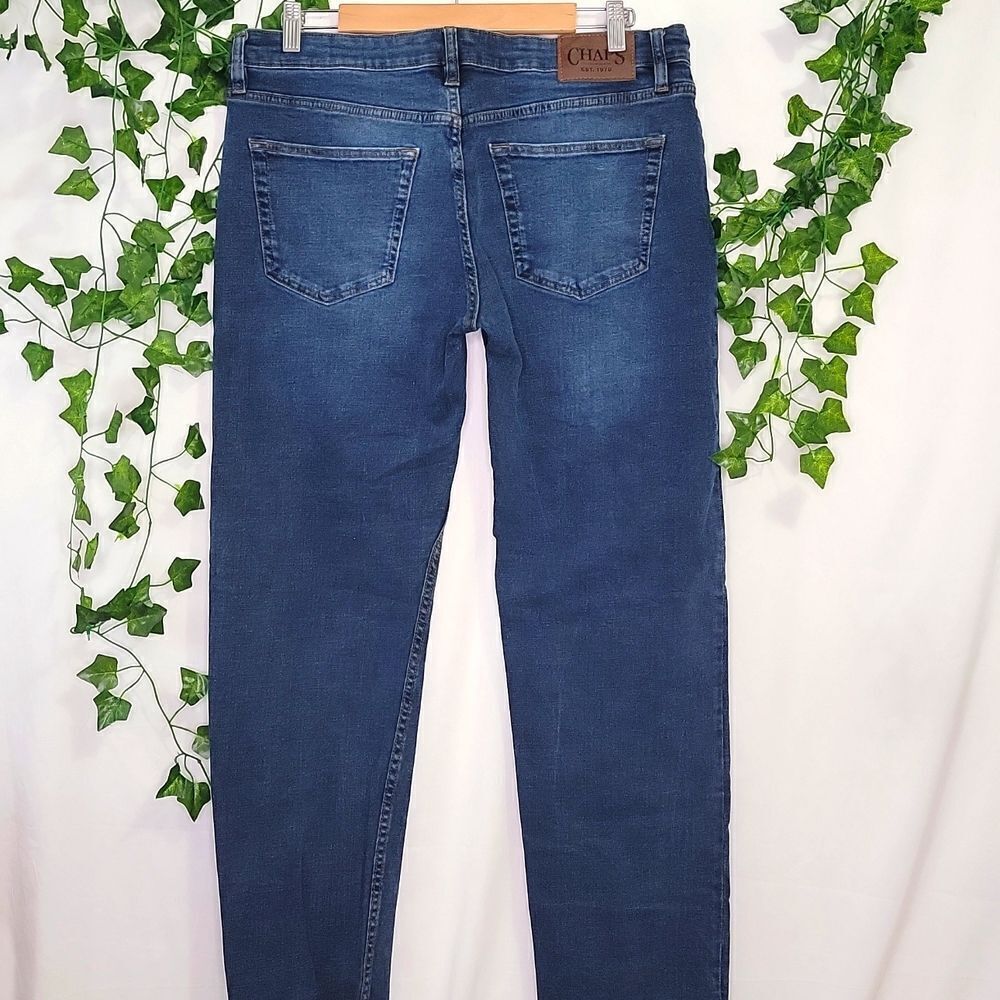 Chaps. Slim Straight. Blue Denim Jeans. Size 32X32. EUC - Picture 2 of 8